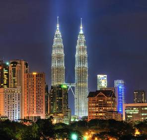 Kuala Lumpur - Tower autonoleggio, Malesia